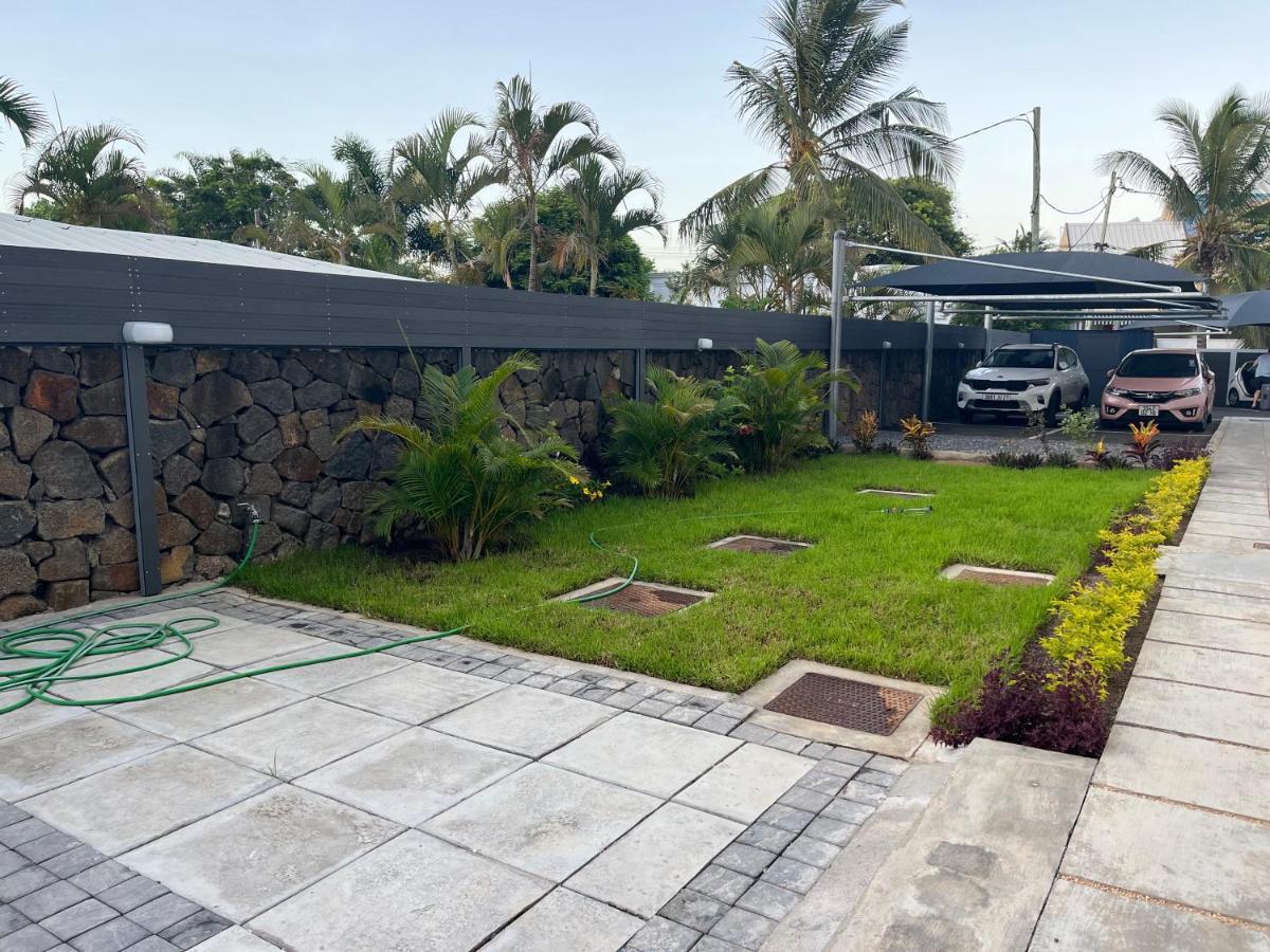 Coastal View Apartments กรองด์เบย์ ภายนอก รูปภาพ